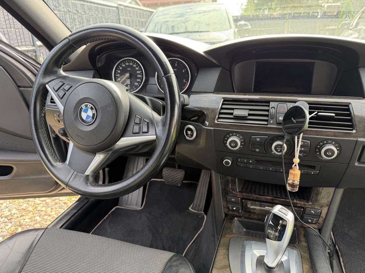 BMW 525, 3.0 l., wagon