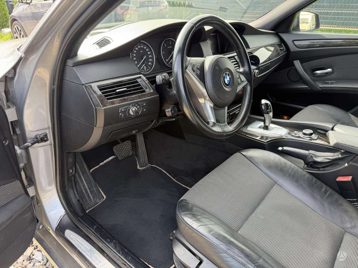 BMW 525, 3.0 l., wagon