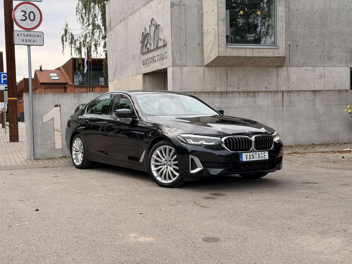 BMW 520, 2.0 l., Седан