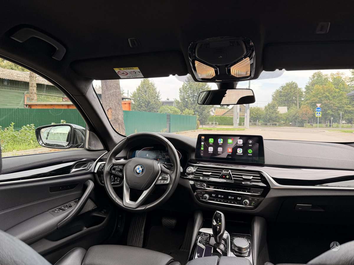 BMW 520, 2.0 l., Седан