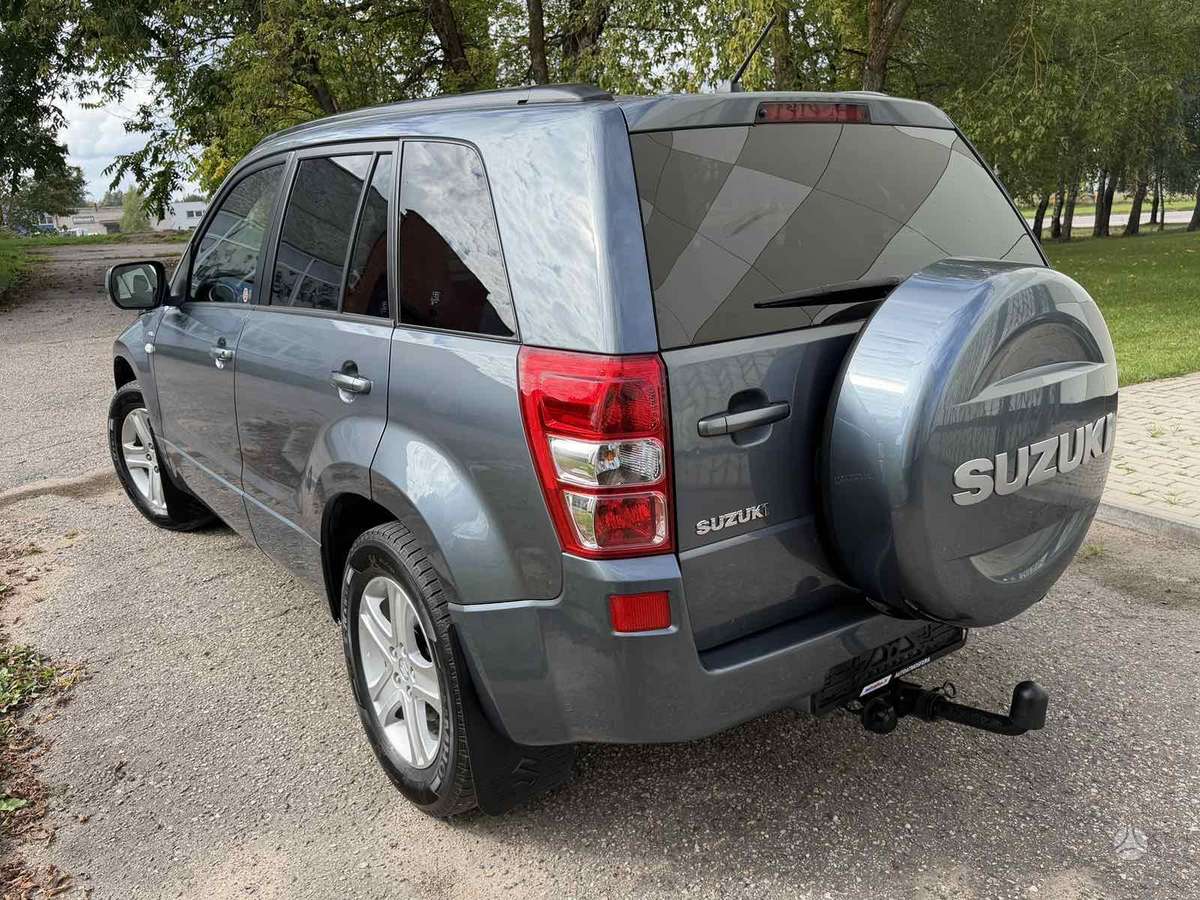 Suzuki Grand Vitara - 3