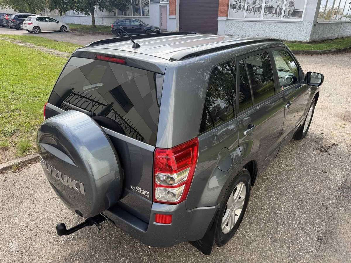 Suzuki Grand Vitara - 9