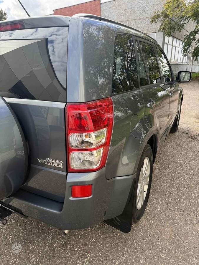 Suzuki Grand Vitara - 12