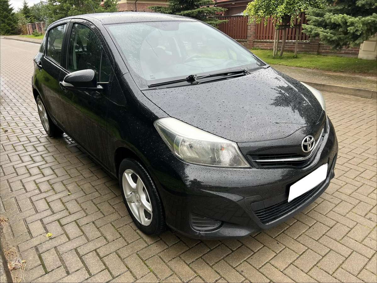 Toyota Yaris - 3