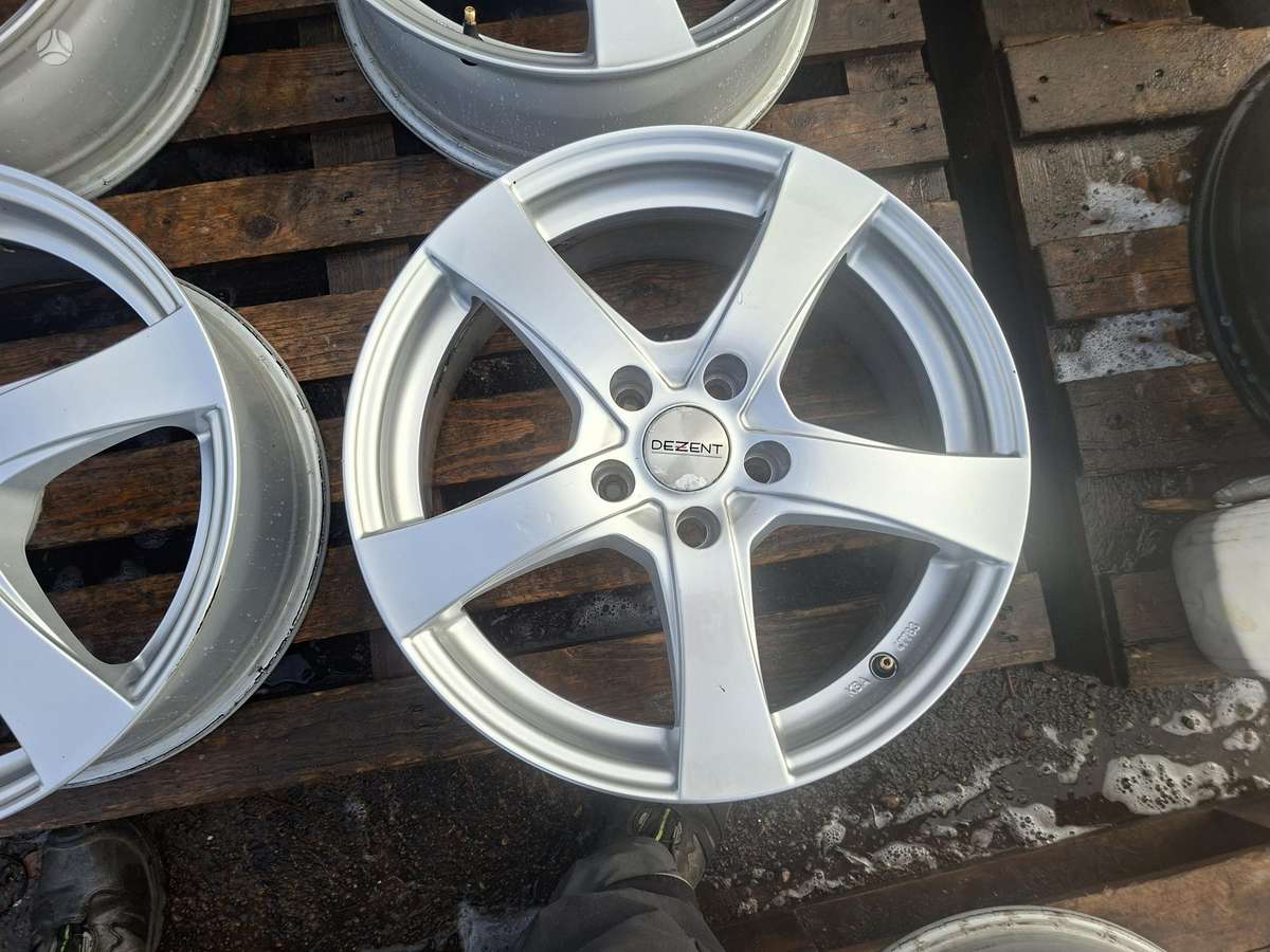 Dezent 7J ET45 57,1, light alloy, R17
