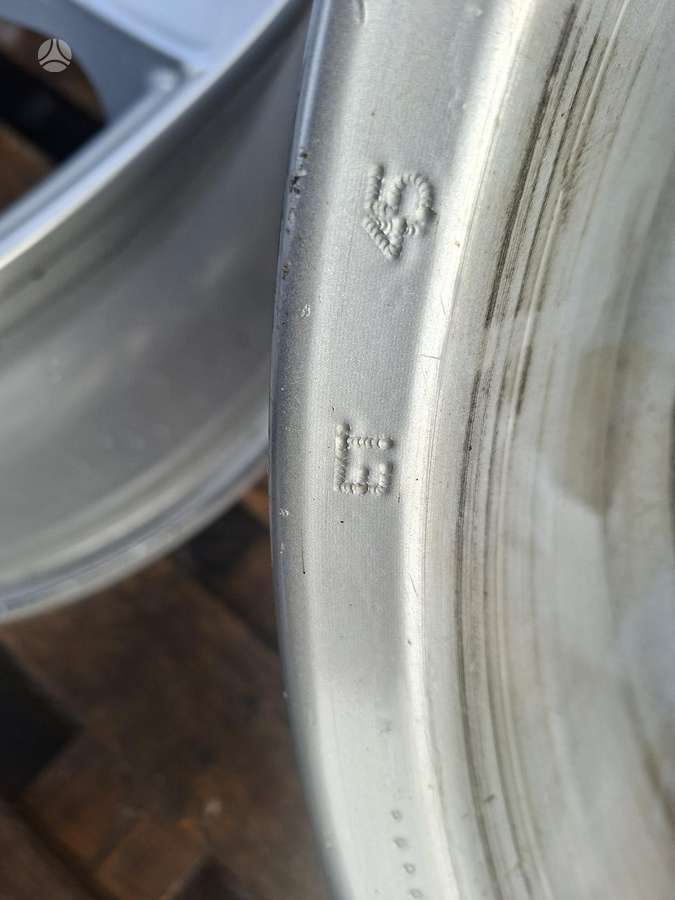 Dezent 7J ET45 57,1, light alloy, R17