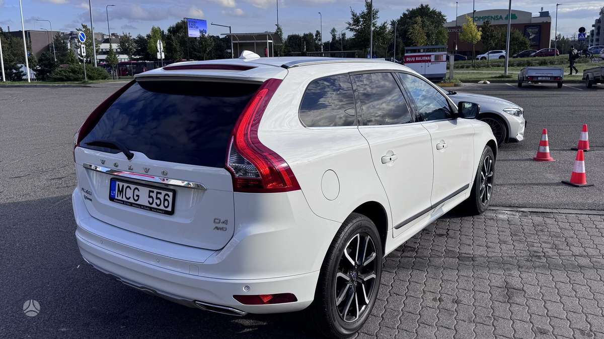 Volvo XC60 - 3
