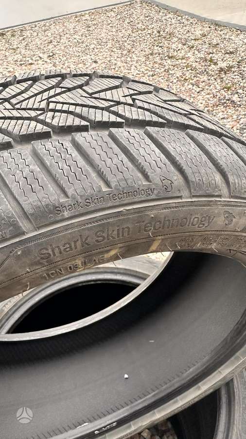 Uniroyal Winter expert, winter 245/40 R18
