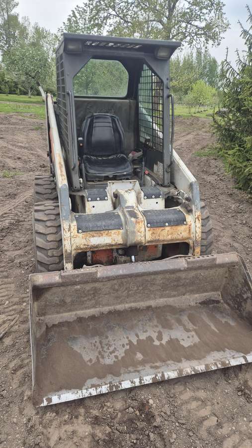 Bobcat 753, mini loaders