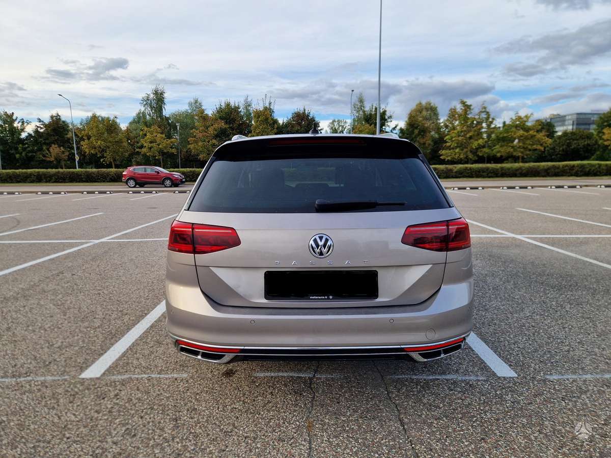 Volkswagen Passat - 5