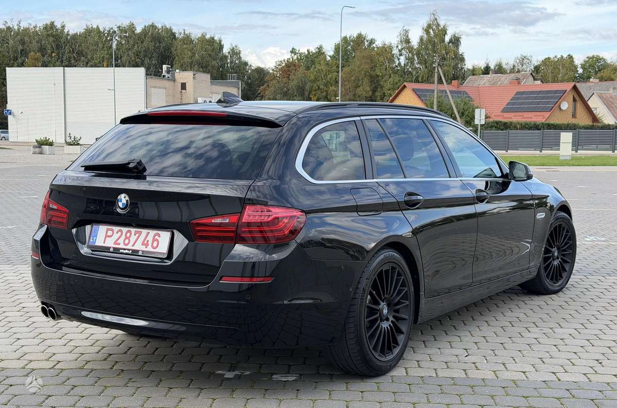 BMW 520, 2.0 l., wagon