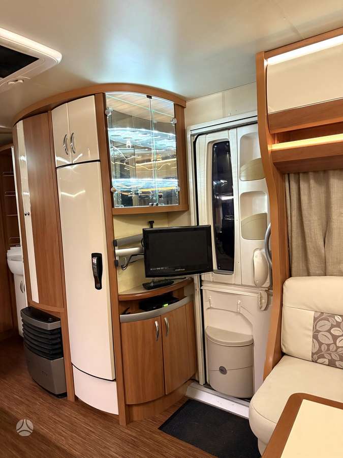 Hobby VIP 560 Excellent, kemperis