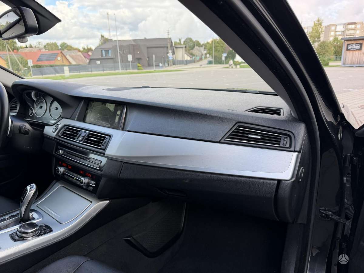 BMW 520, 2.0 l., Универсал