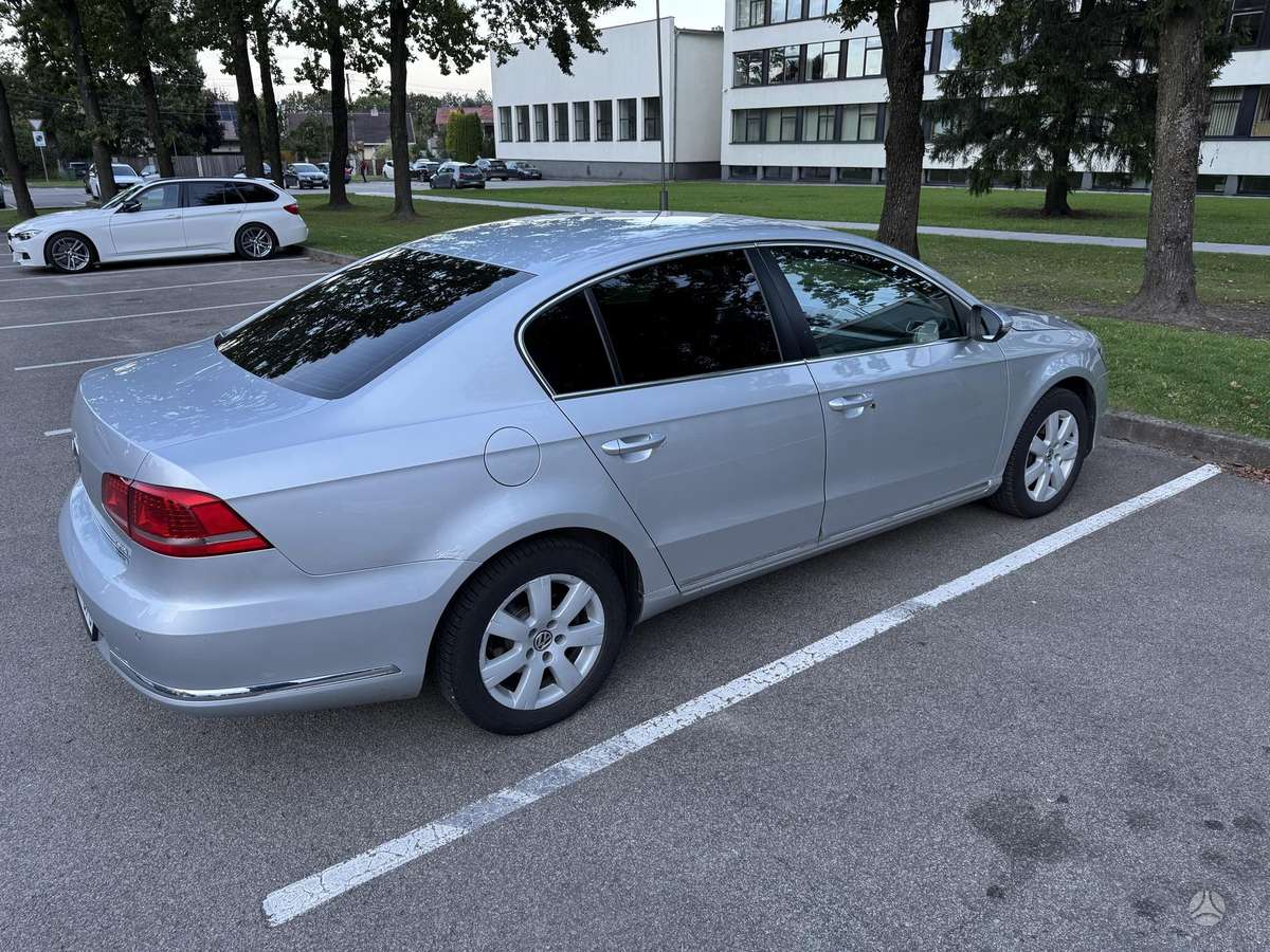 Volkswagen Passat - 3