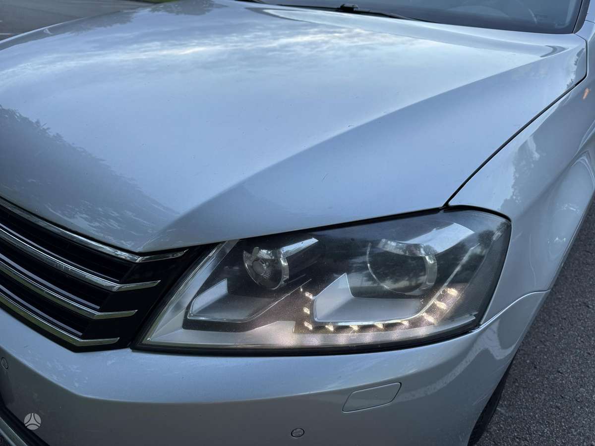 Volkswagen Passat - 5