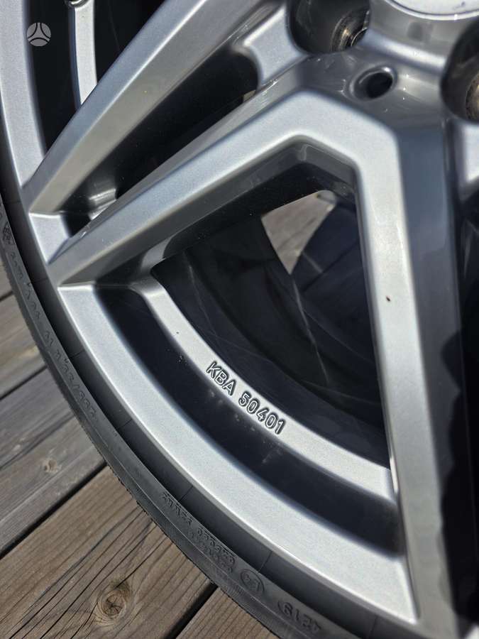 Audi, lengvojo lydinio, R19