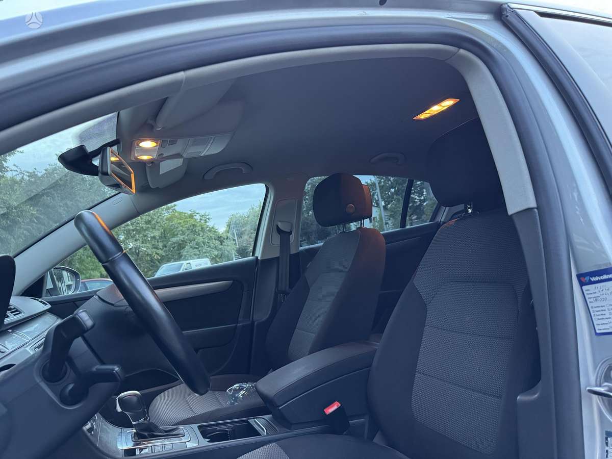 Volkswagen Passat - 9