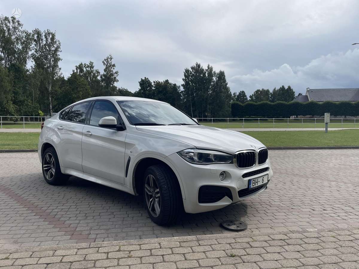 BMW X6, off-road / crossover