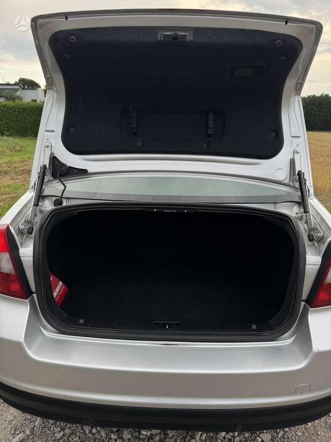 Volvo S80 - 9