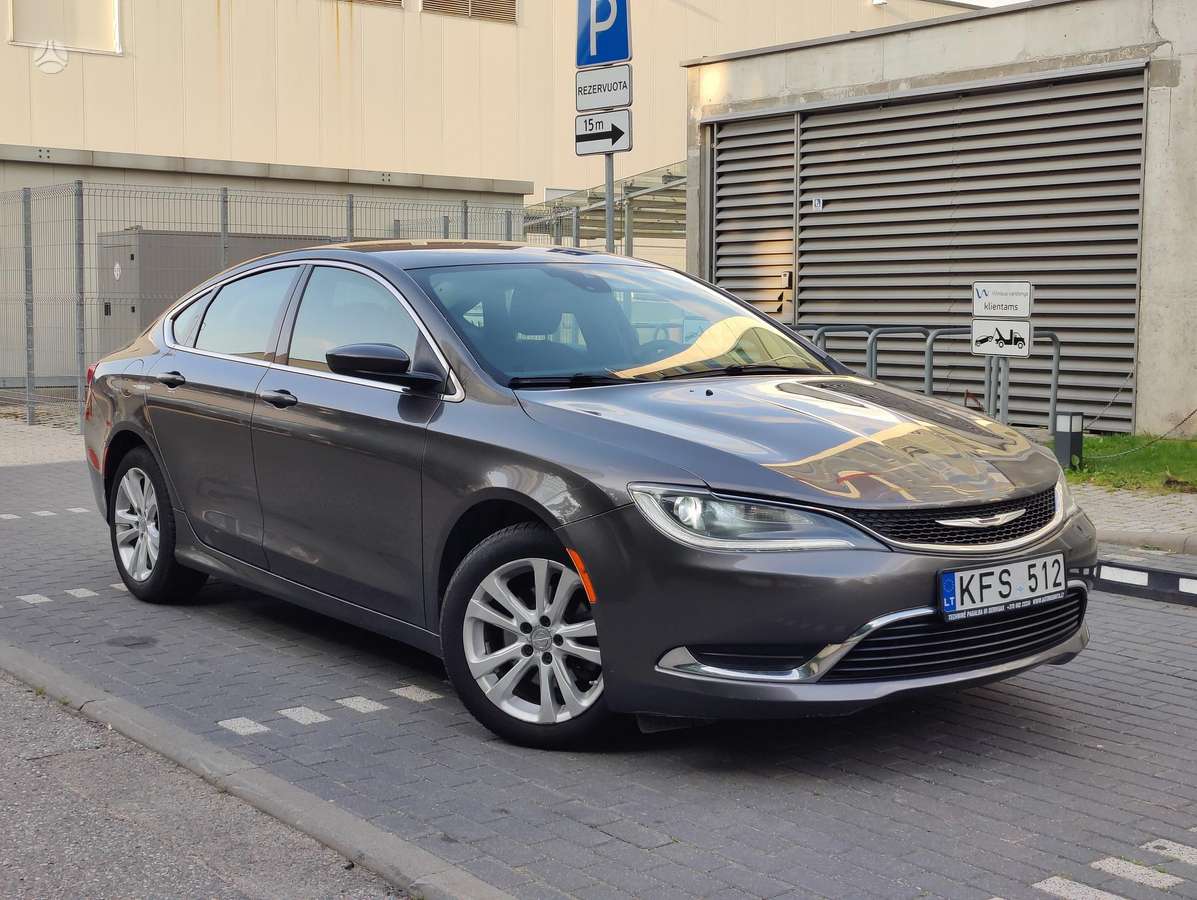 Chrysler 200, 2.4 l., Седан