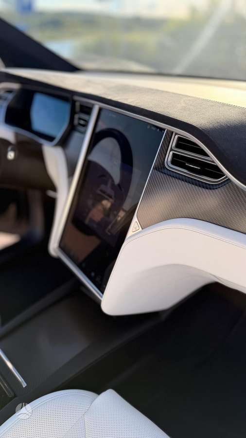 Tesla Model X, 100 kWh, hečbekas