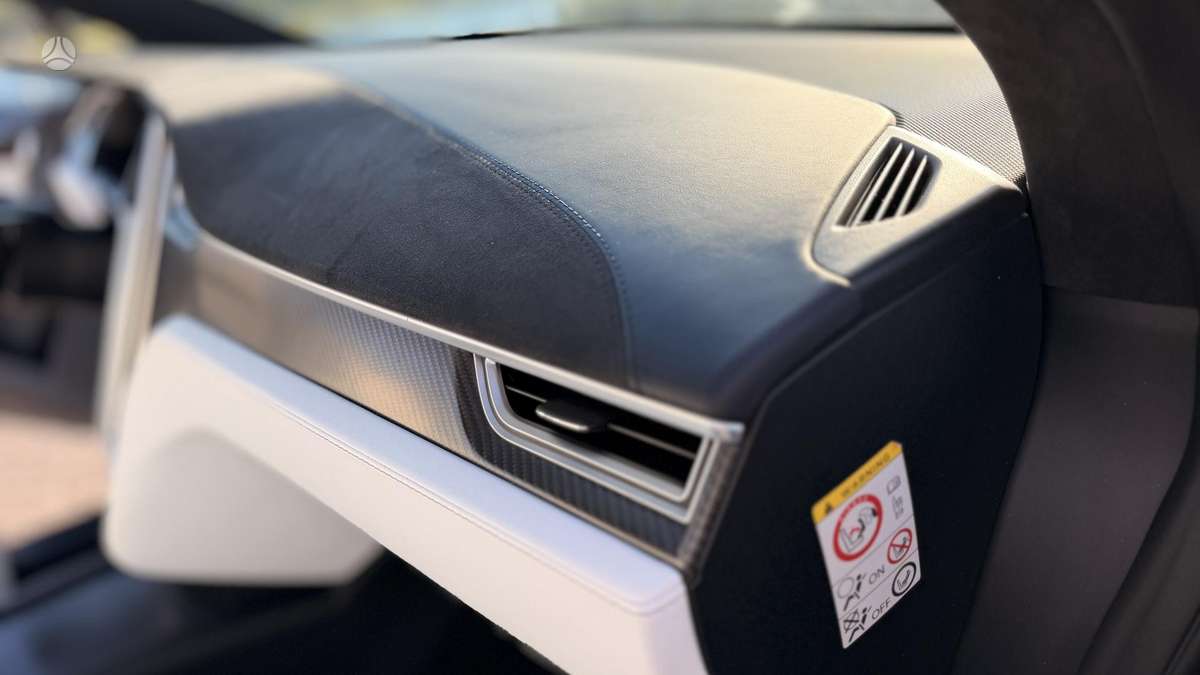 Tesla Model X, 100 kWh, hečbekas