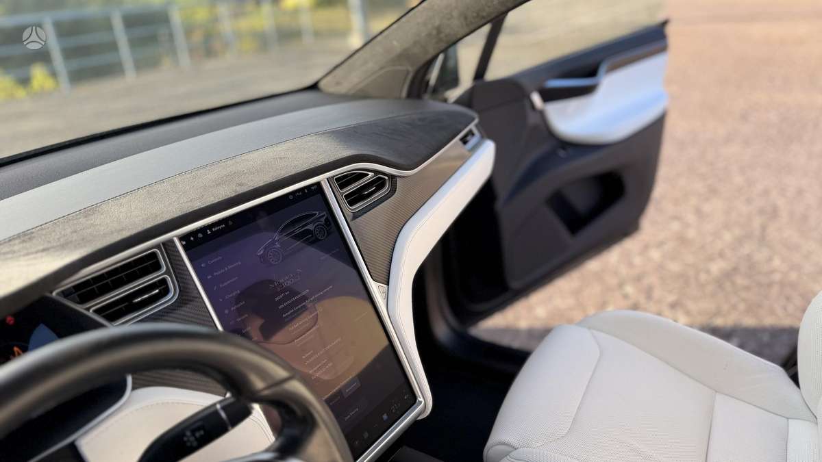 Tesla Model X, 100 kWh, hečbekas