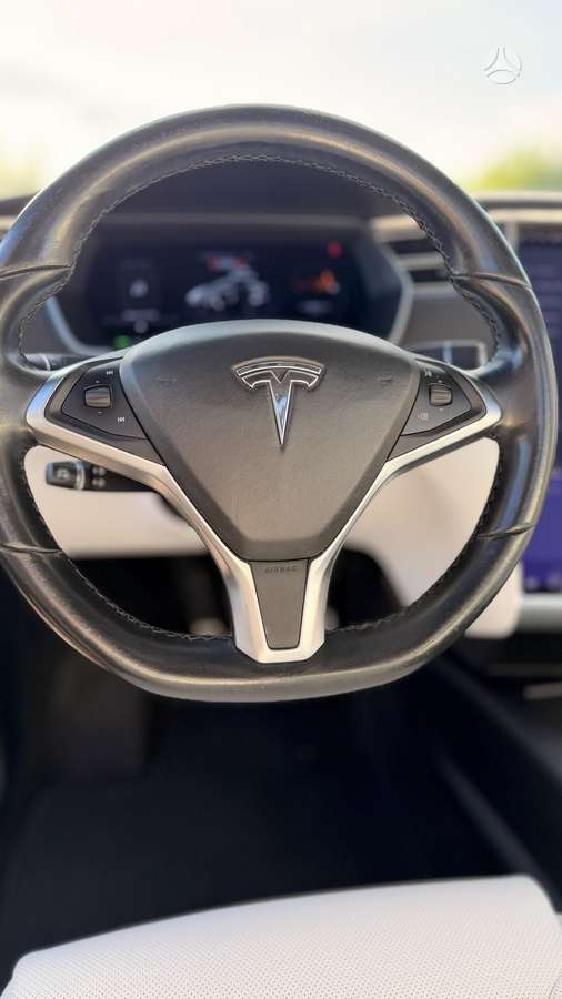 Tesla Model X, 100 kWh, hečbekas