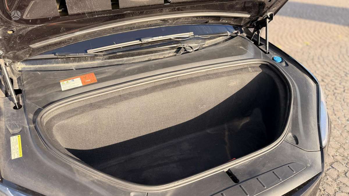 Tesla Model X, 100 kWh, hečbekas