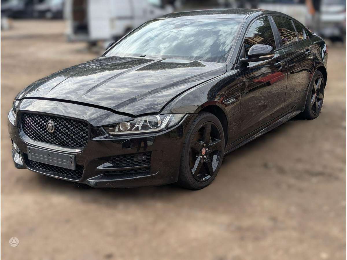 Jaguar XE двигатель