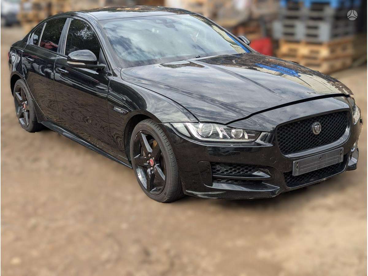 Jaguar XE dzinējs