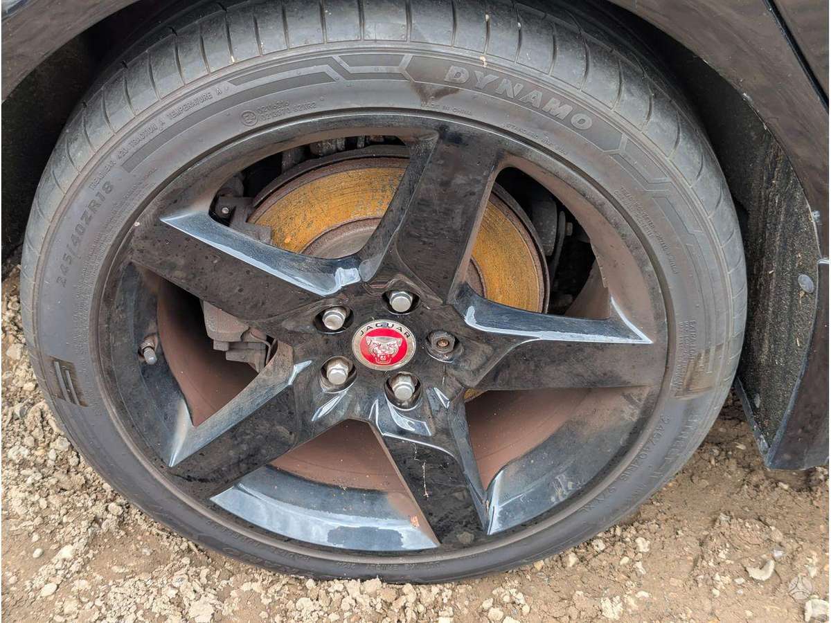 Jaguar XE двигатель