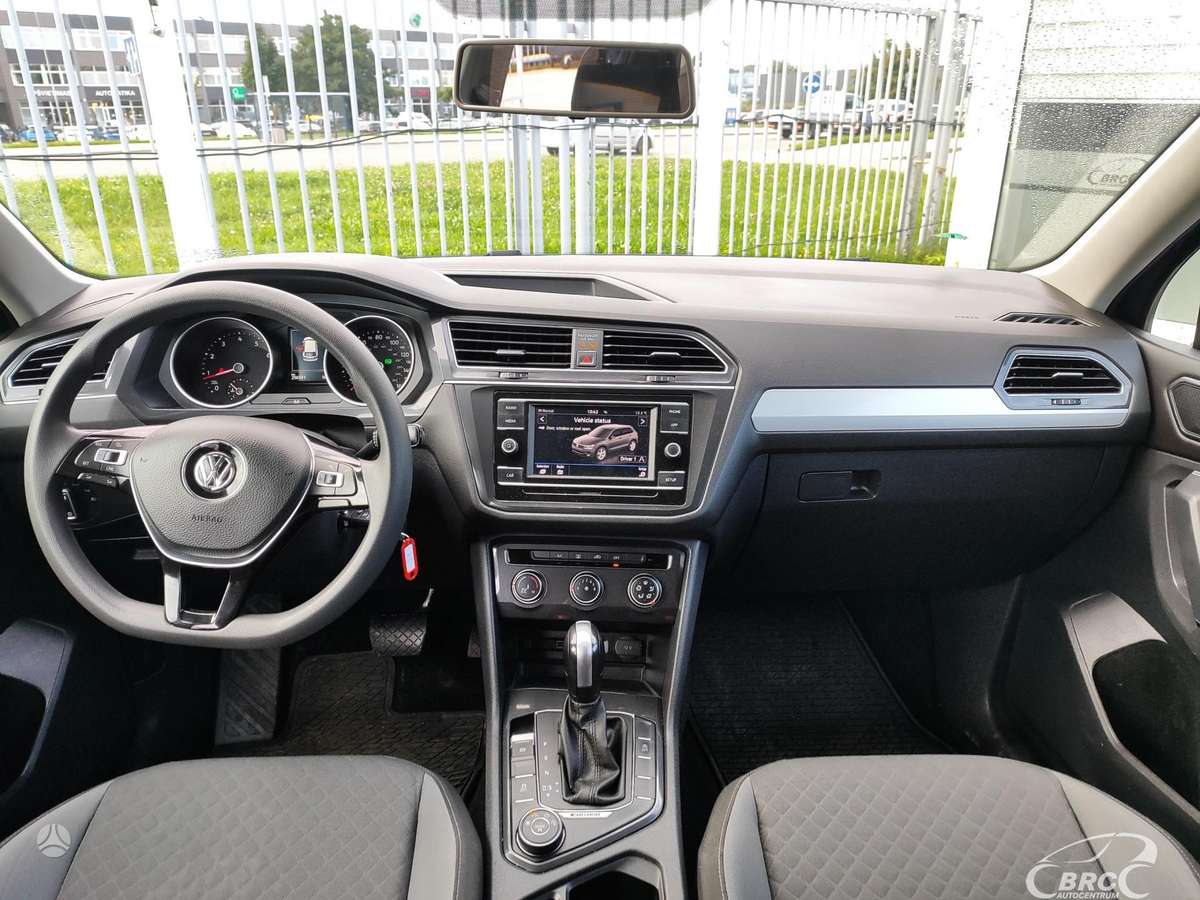 Volkswagen Tiguan - 5