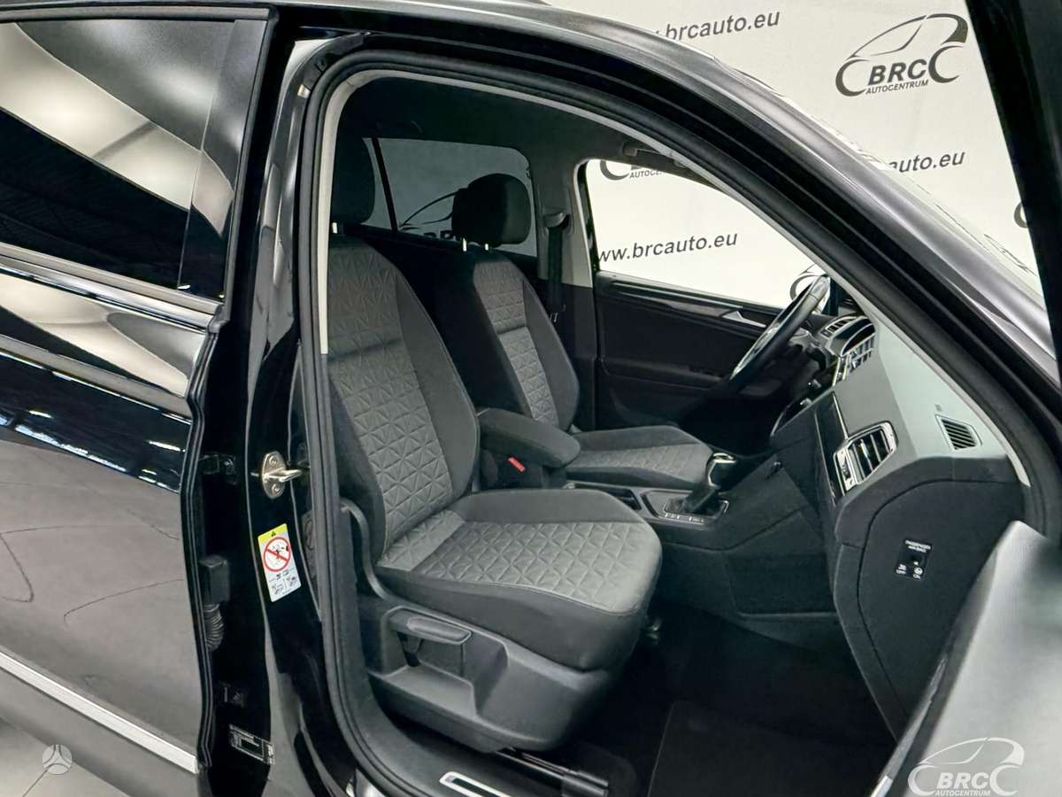 Volkswagen Tiguan - 9
