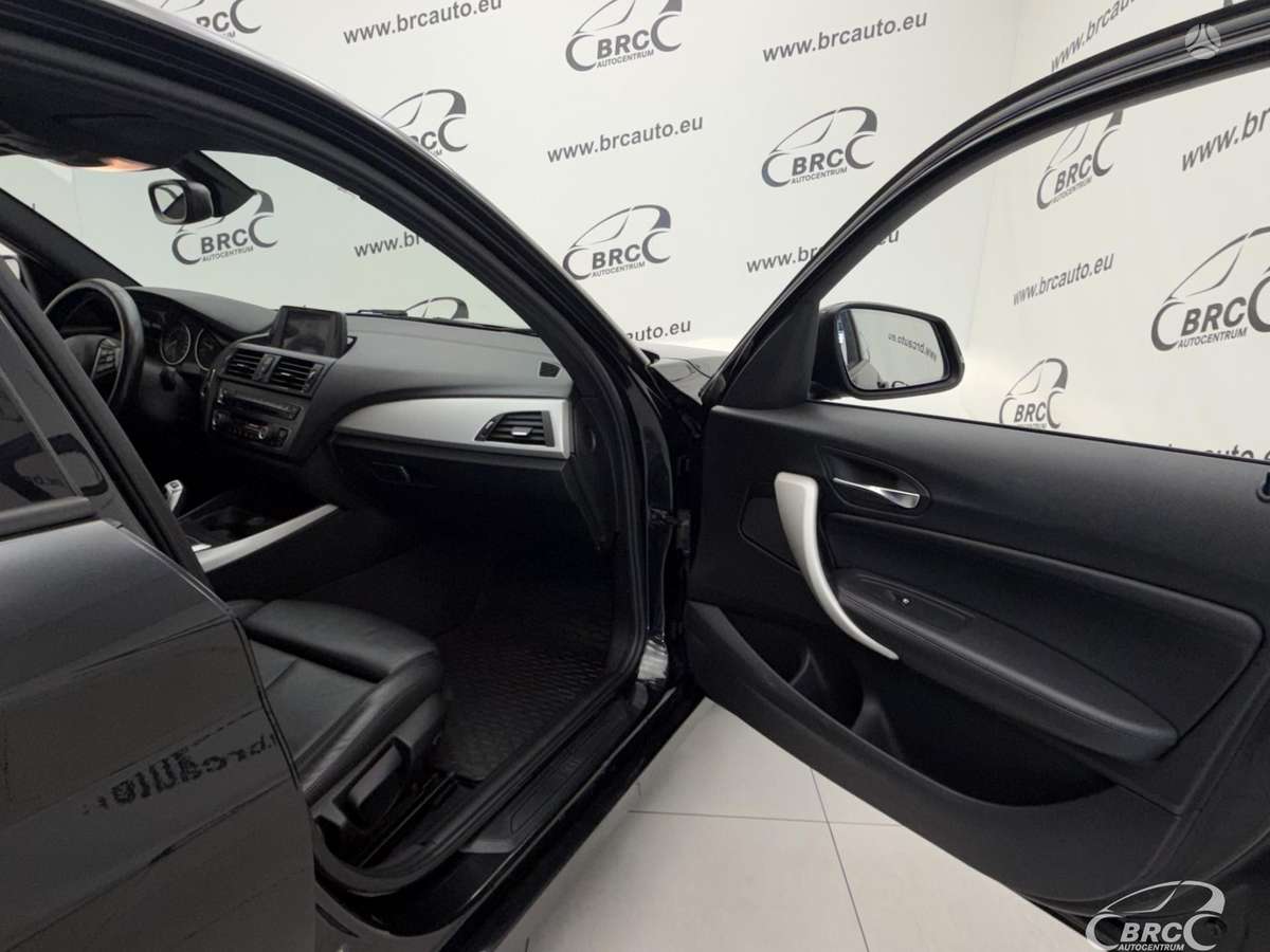 BMW 120, 2.0 l., hatchback