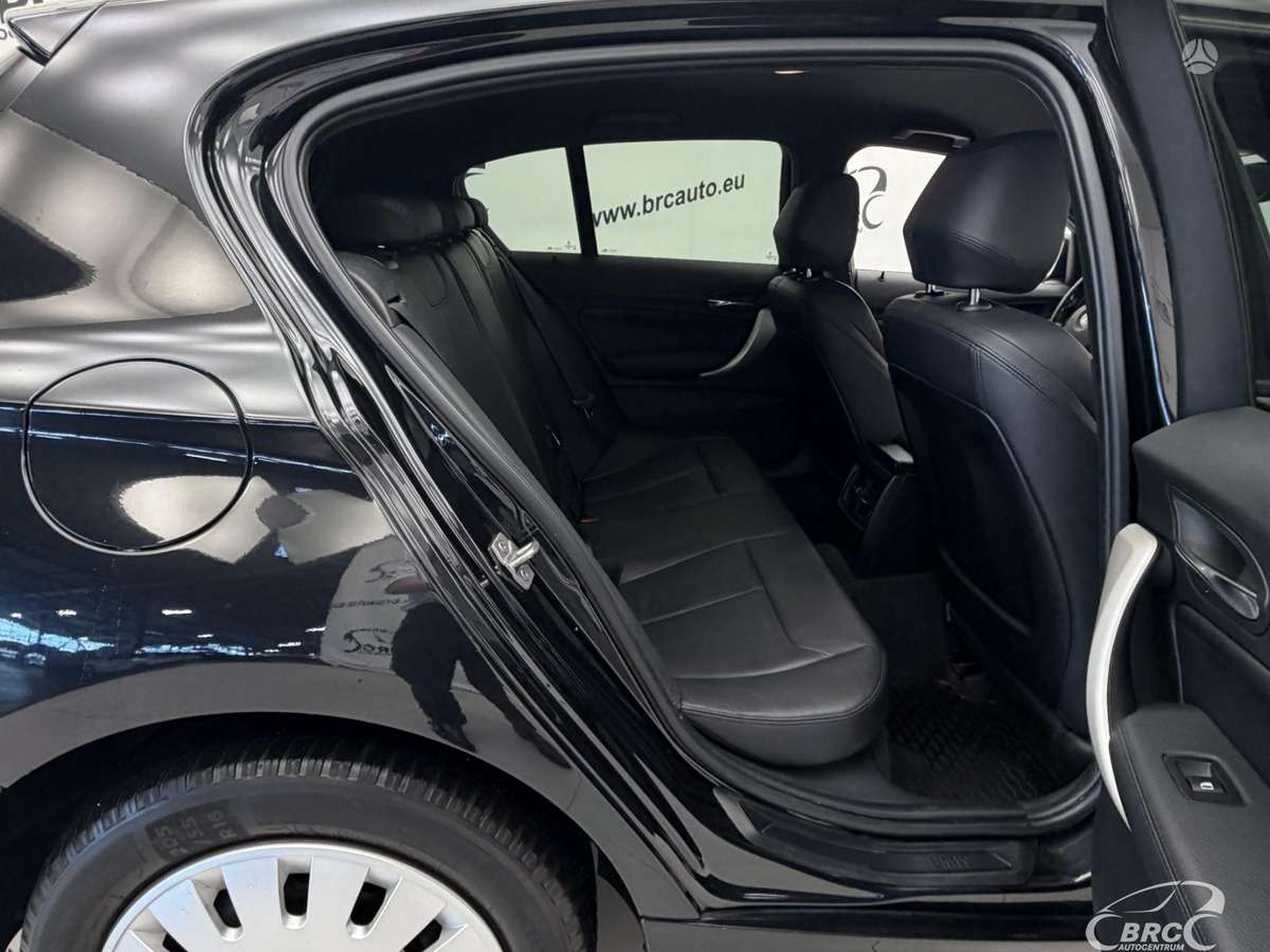 BMW 120, 2.0 l., hatchback
