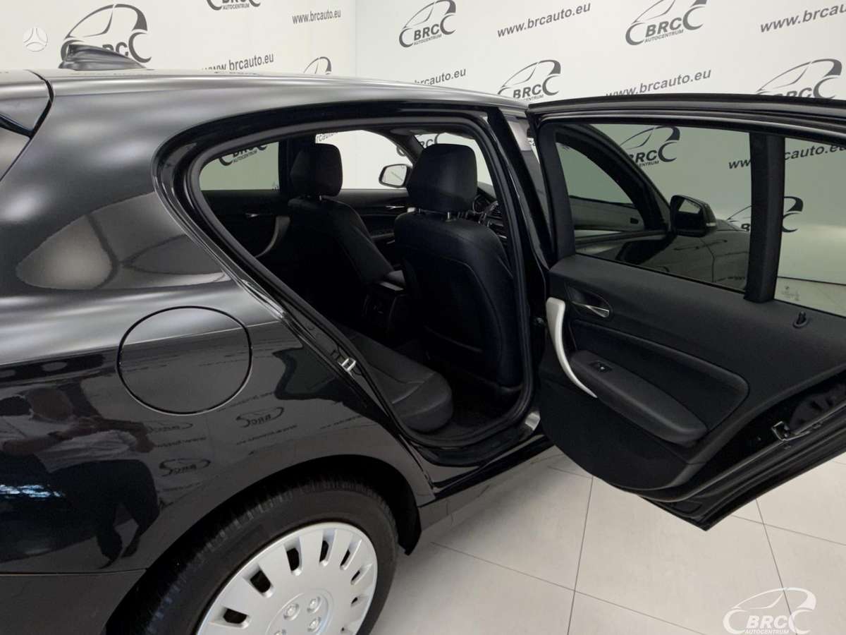 BMW 120, 2.0 l., hatchback