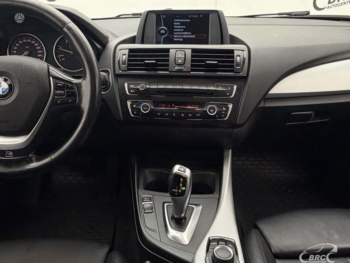 BMW 120, 2.0 l., hatchback