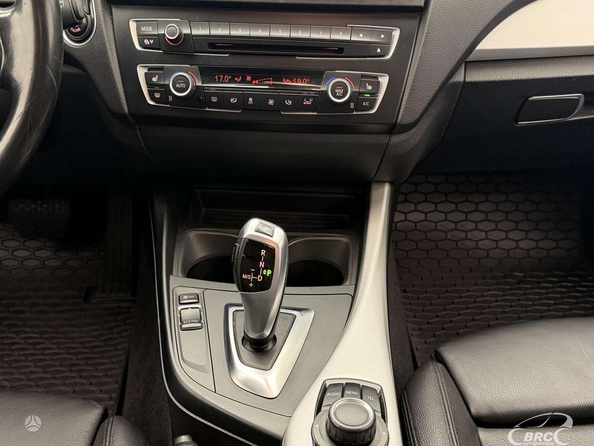 BMW 120, 2.0 l., hatchback