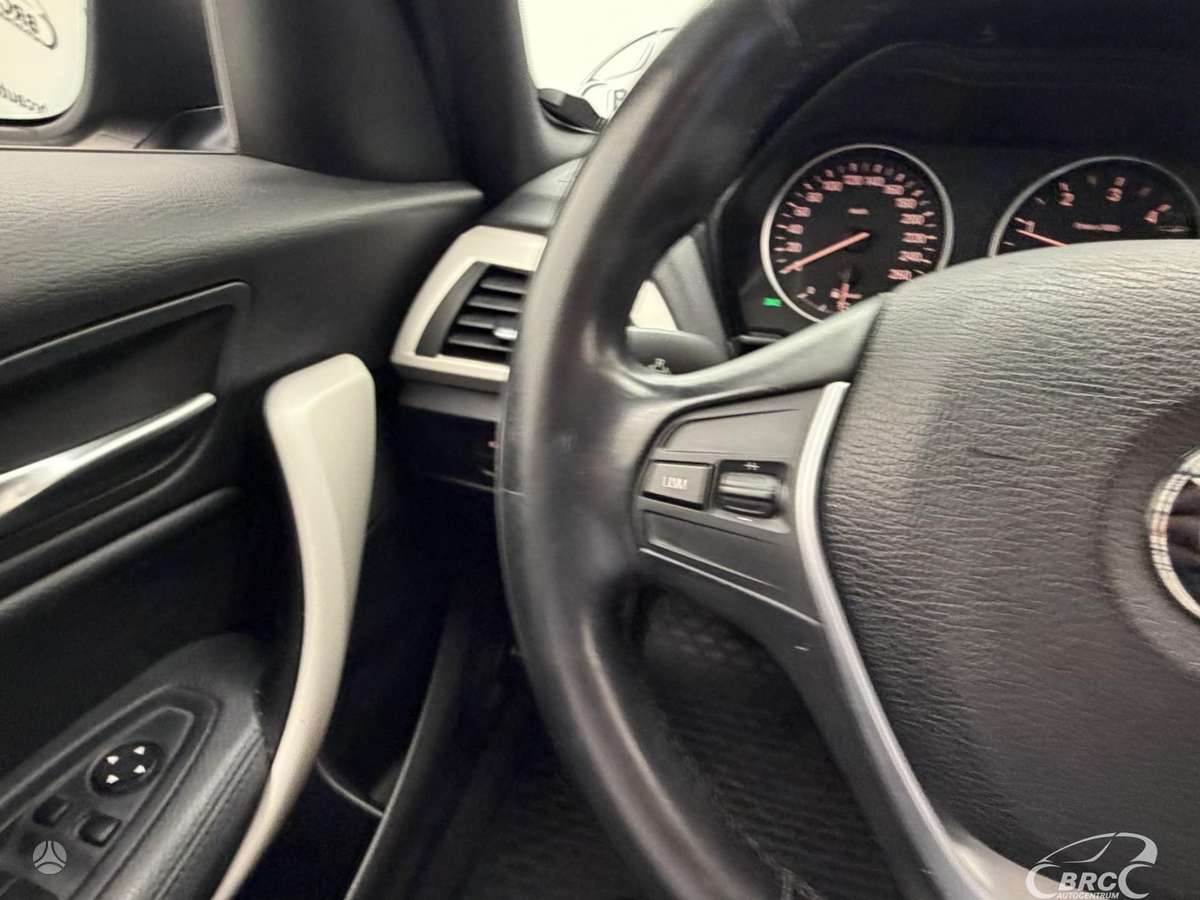 BMW 120, 2.0 l., hatchback
