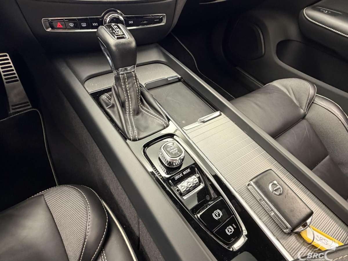 Volvo S60, 2.0 l., Седан