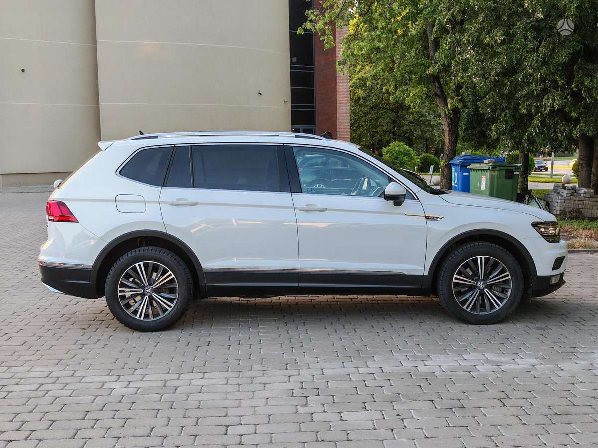 Volkswagen Tiguan Allspace - 8
