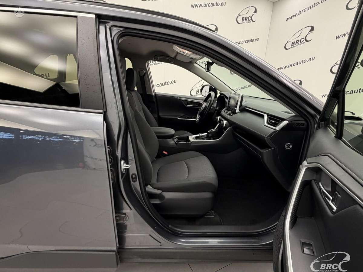 Toyota RAV4 - 5