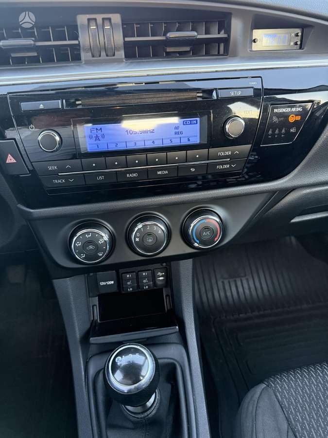 Toyota Corolla - 7