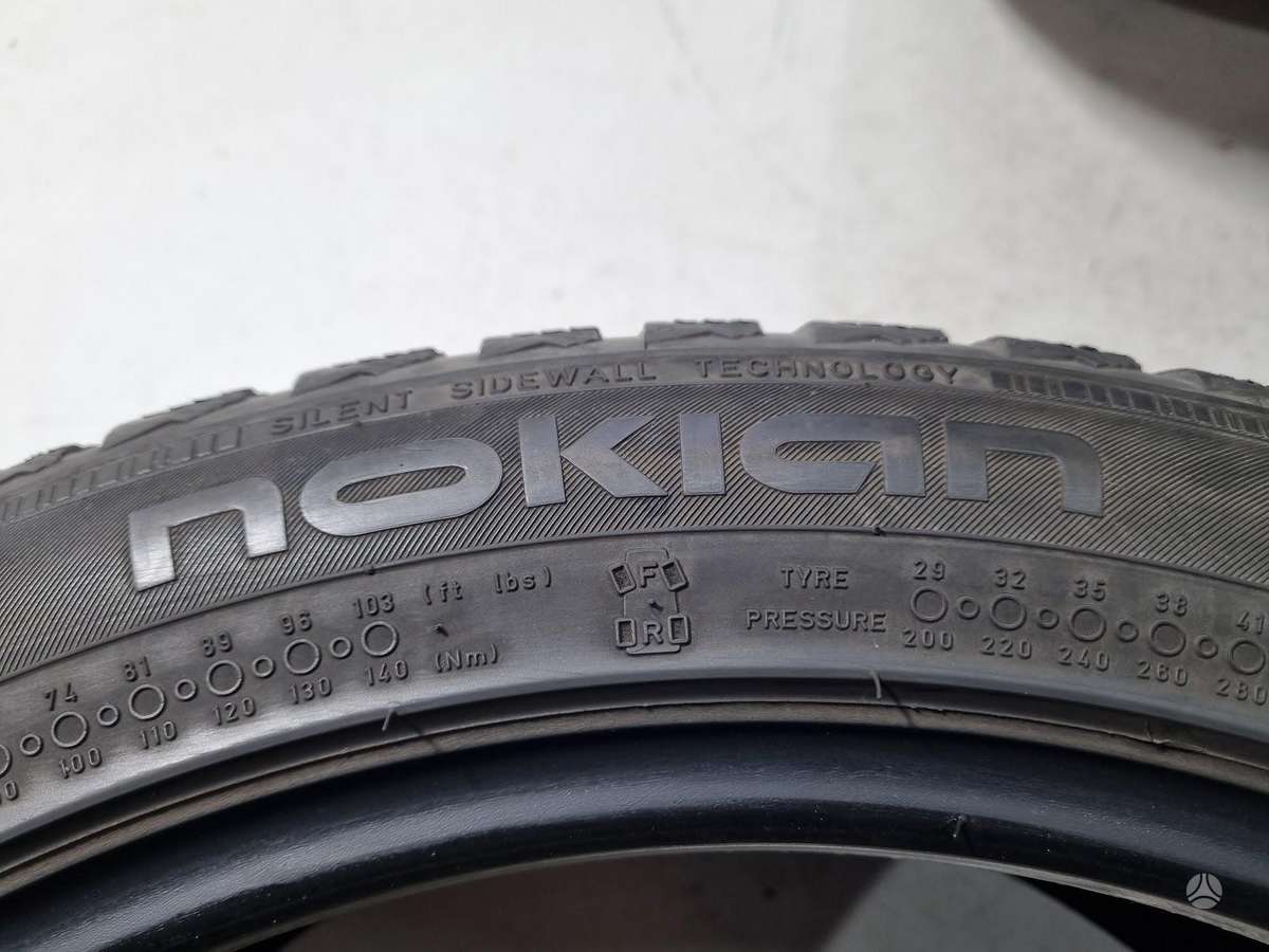 Nokian 5mm, всесезонные 225/45 R18