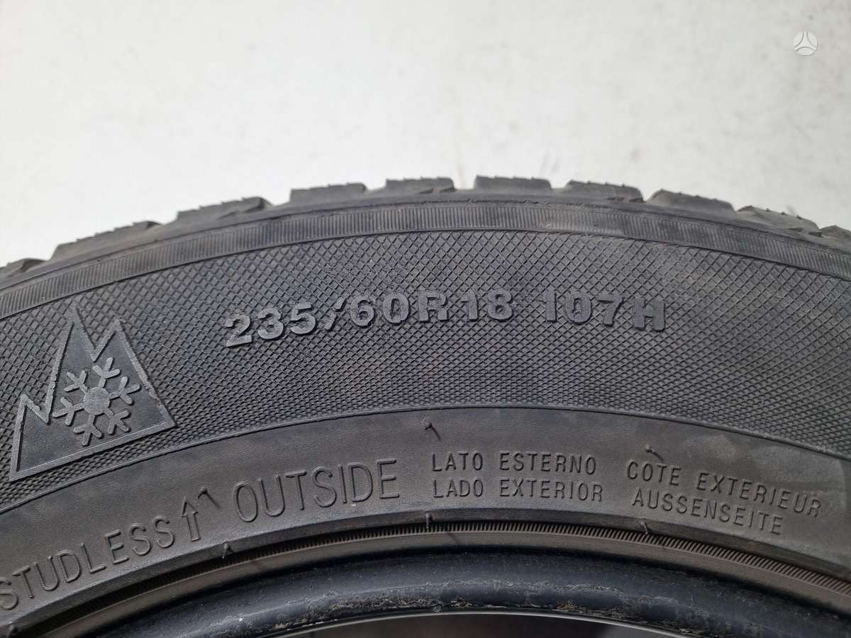Kumho 6mm, всесезонные 235/60 R18