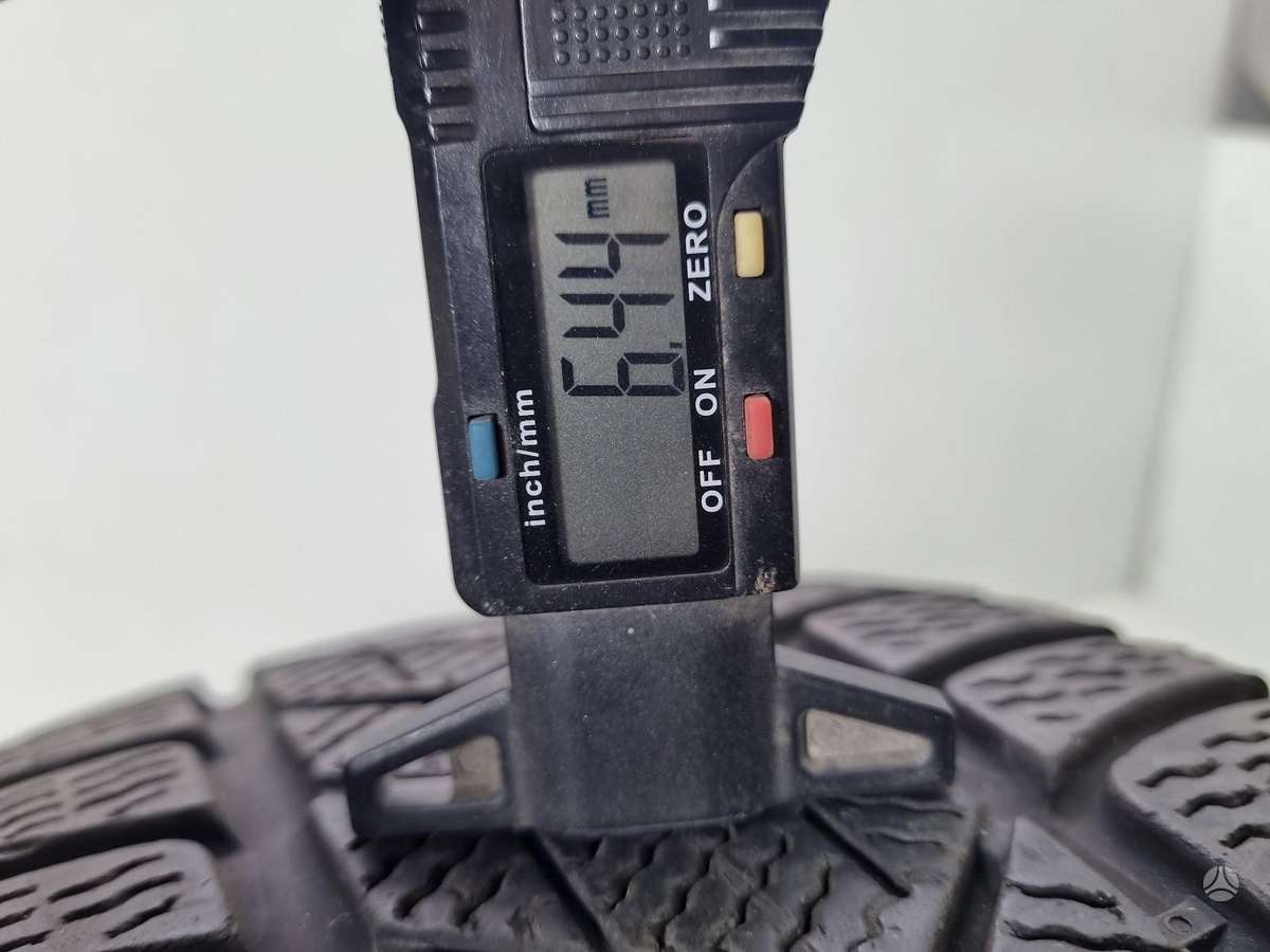 Pirelli 6-7mm, 2022m, всесезонные 225/45 R18