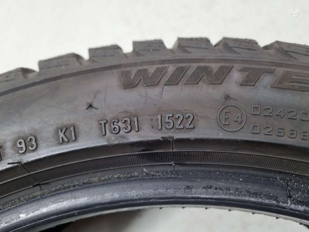 Pirelli 6-7mm, 2022m, всесезонные 225/45 R18