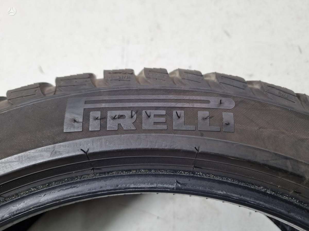 Pirelli 6-7mm, 2022m, всесезонные 225/45 R18