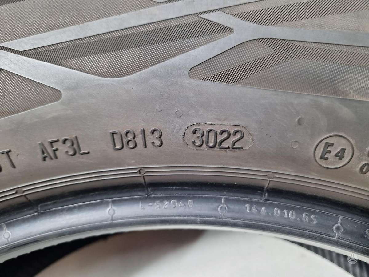 Continental 2022m, летние 235/55 R18